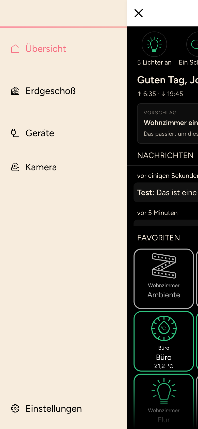 Geöffnetes Menü der App mit Übersicht, Erdgeschoß, Geräte, Kamera und Einstellungen
