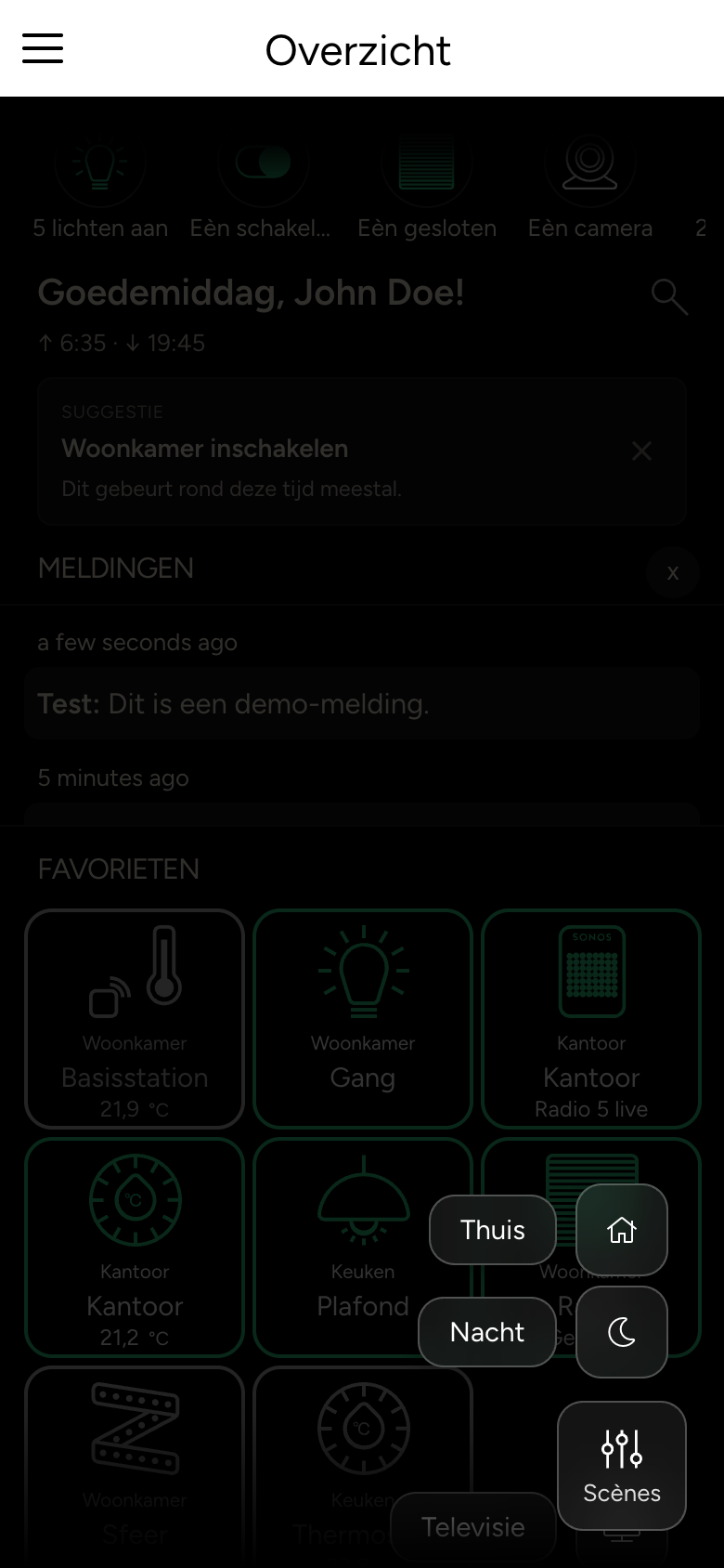 Geopende scènelijst met Thuis, Nacht en Televisie