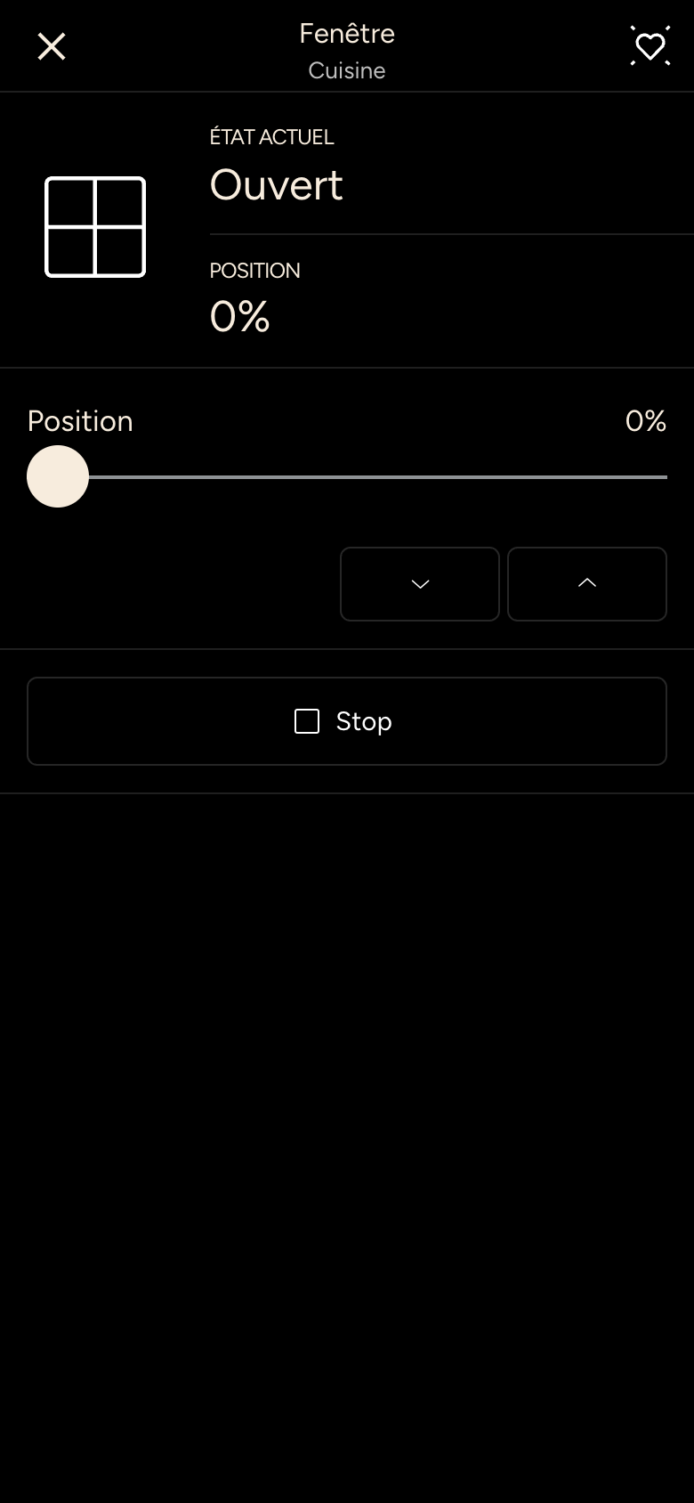 Détails d'une fenêtre avec position, touches Monter et Descendre et Stop