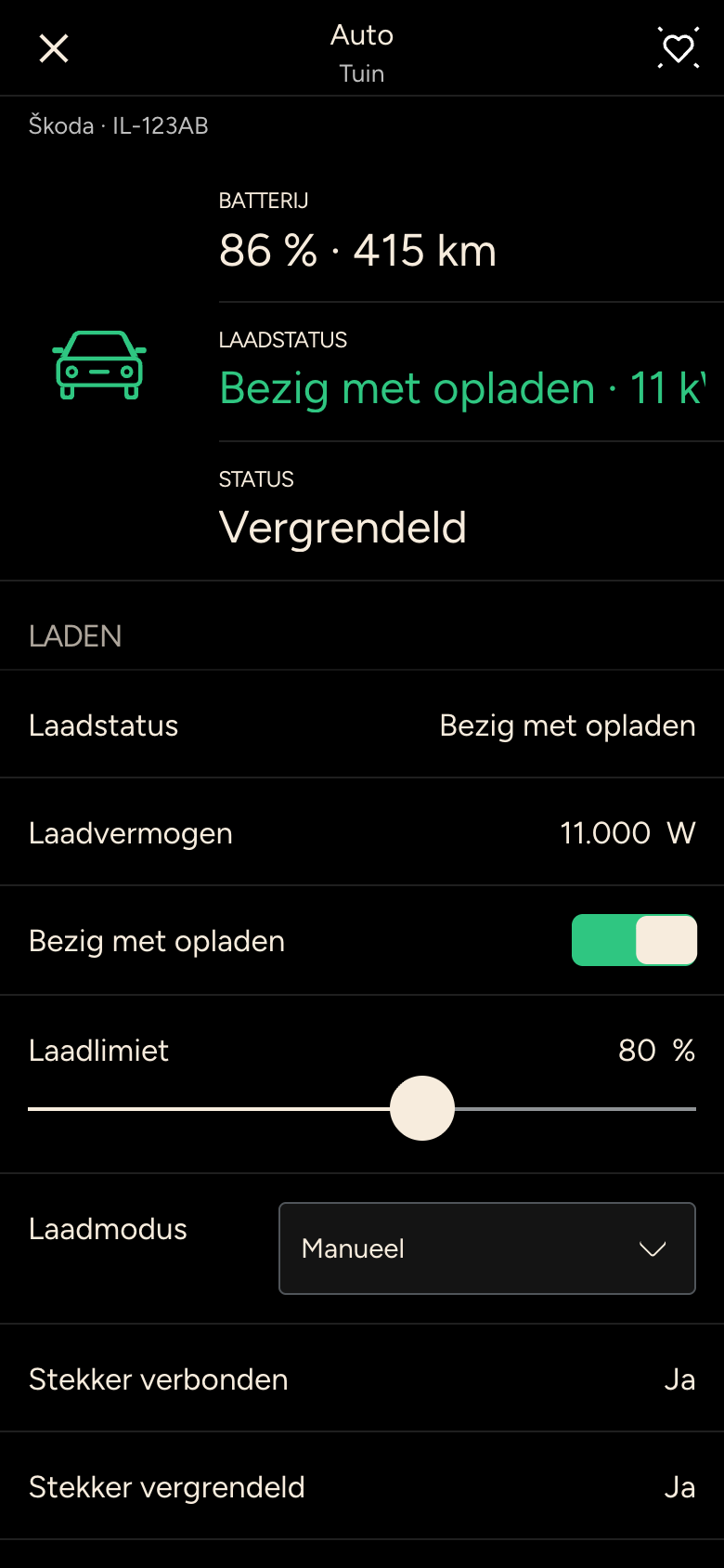 Voertuig met batterij 86 procent, 415 km bereik, bezig met opladen en laadlimiet